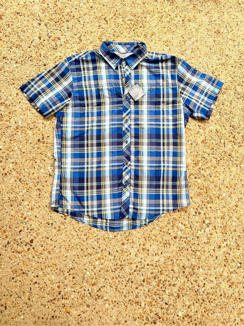NWT Eddie Bauer Travex Plaid Greenpoint Short Sleeve Shirt Size L